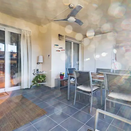 Con Amplia Terraza En