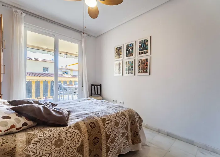 Con Amplia Terraza En アパート