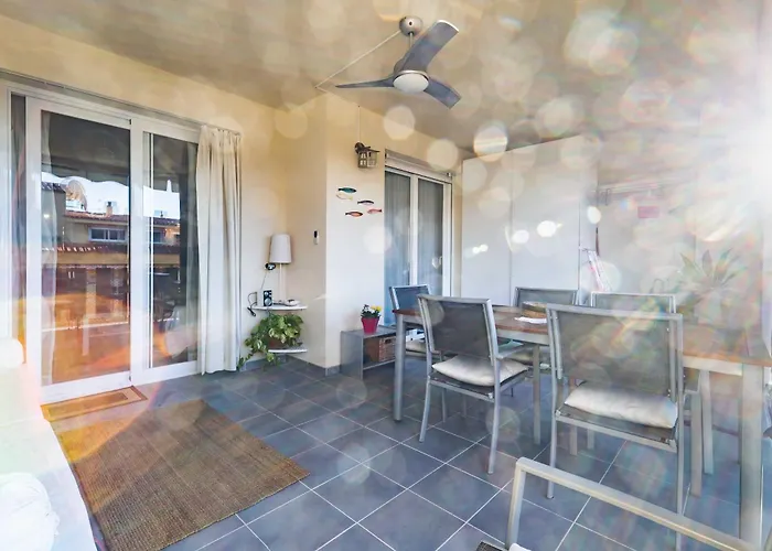 Con Amplia Terraza En