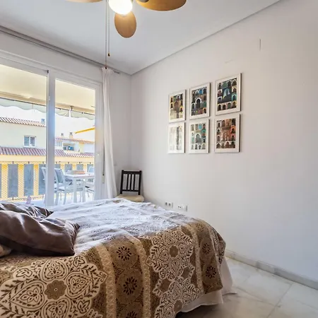 Con Amplia Terraza En דירה