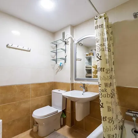 Apartment Con Amplia Terraza En *