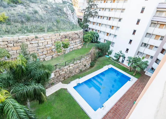 Con Amplia Terraza En Fuengirola