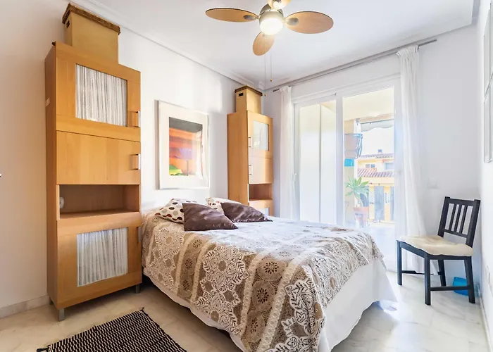 Con Amplia Terraza En Apartment *