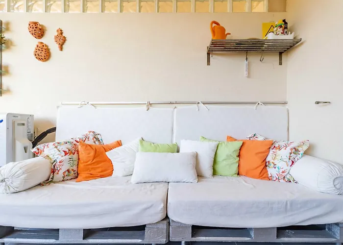 Apartment Con Amplia Terraza En *