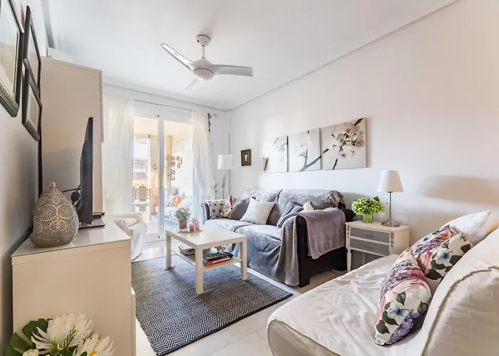 Con Amplia Terraza En *