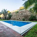 Con Amplia Terraza En *