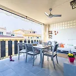 Con Amplia Terraza En * فوينخيرولا