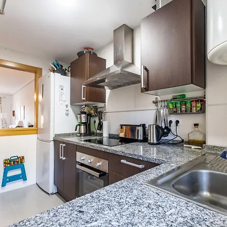 Con Amplia Terraza En