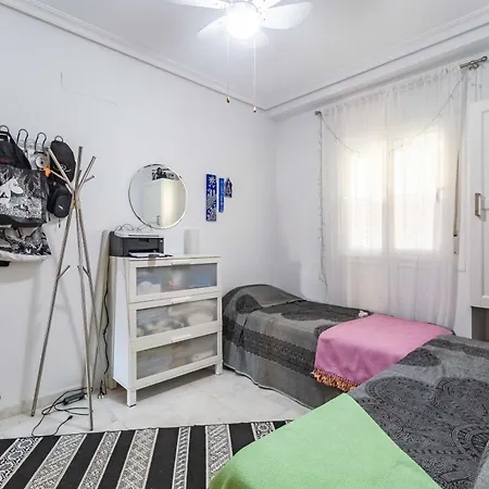 Con Amplia Terraza En Appartement Fuengirola